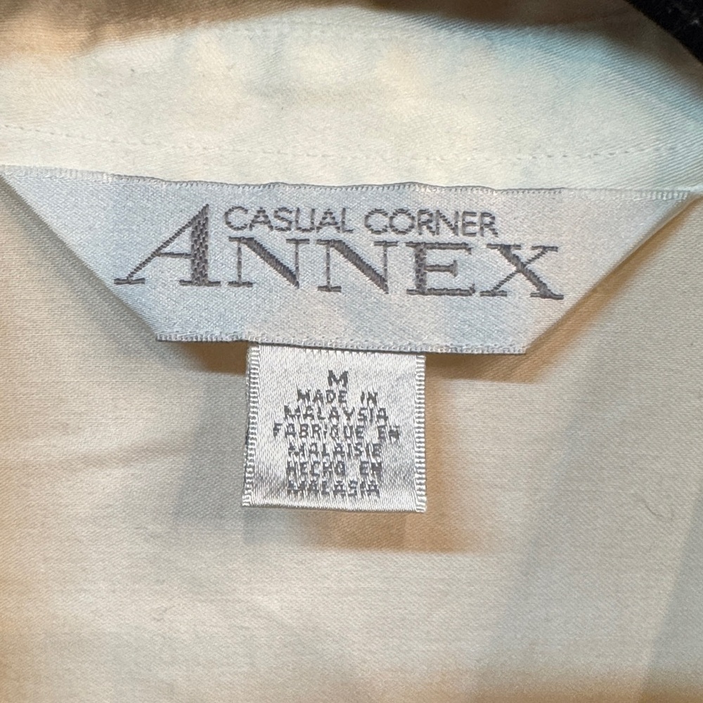 Casual Corner Annex Cream Blouse - Picture 2 of 7